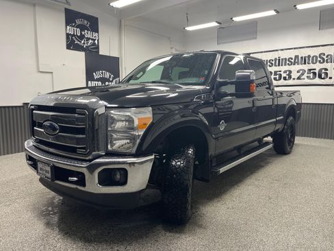 Used 2015 Ford F250 Lariat w/ Lariat Ultimate Package image 6