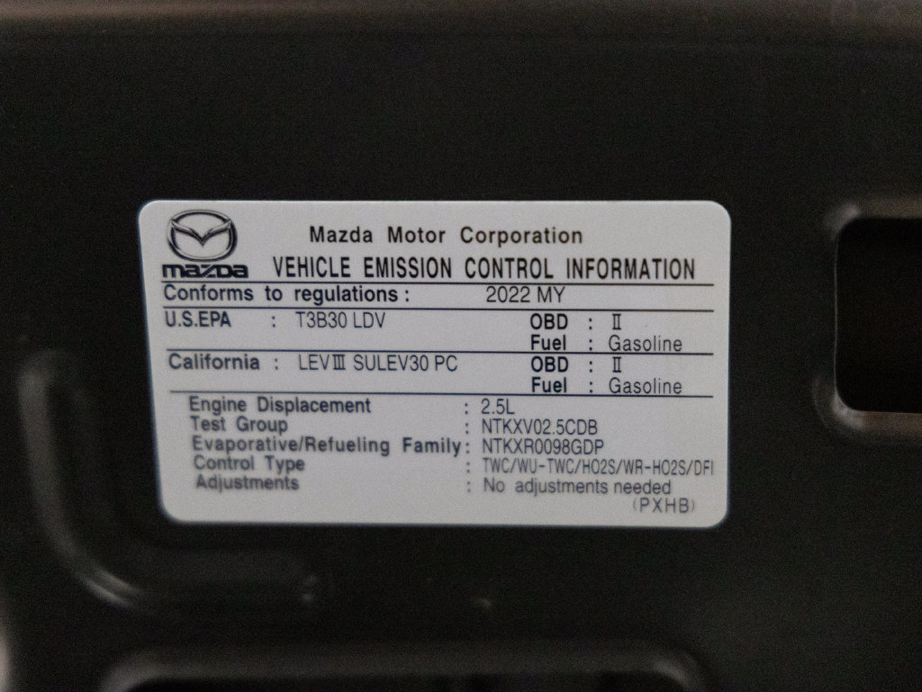 Used 2022 MAZDA CX-30 AWD 2.5 S w/ Premium Package image 36