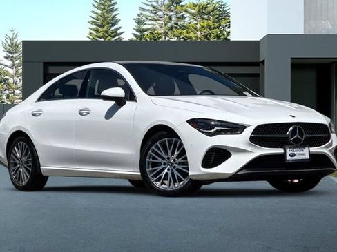 Used 2025 Mercedes-Benz CLA 250 image 2