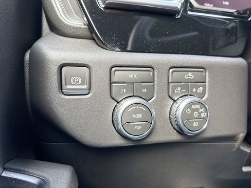 New 2026 GMC Sierra 1500 Elevation AWD/4WD image 18