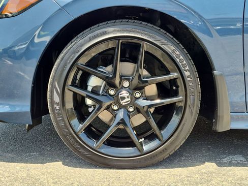Used 2025 Honda Civic Sport image 12