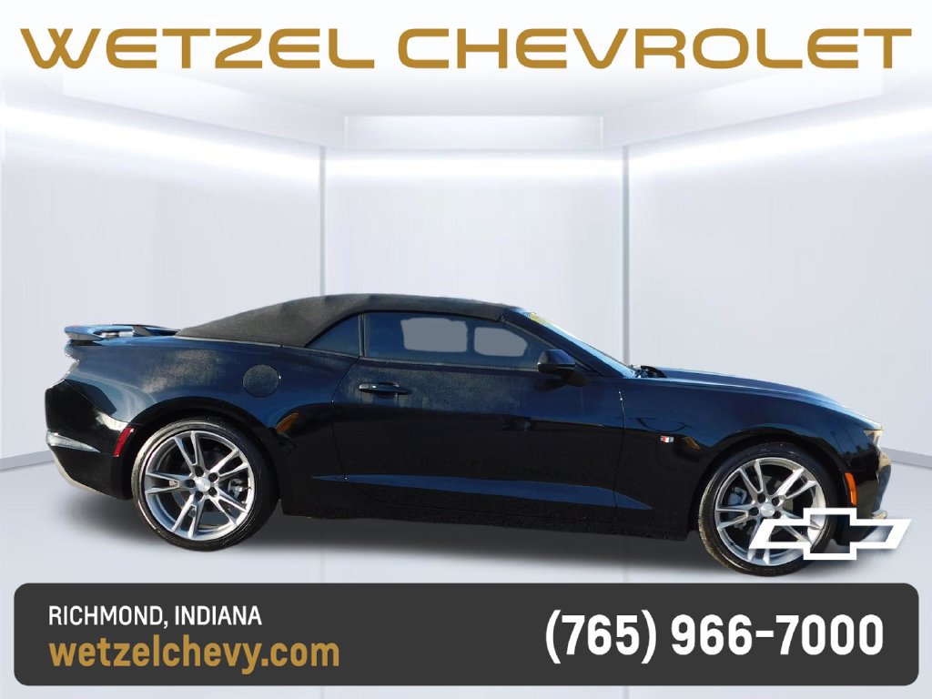 Used 2024 Chevrolet Camaro LT w/ RS Package RWD image 2