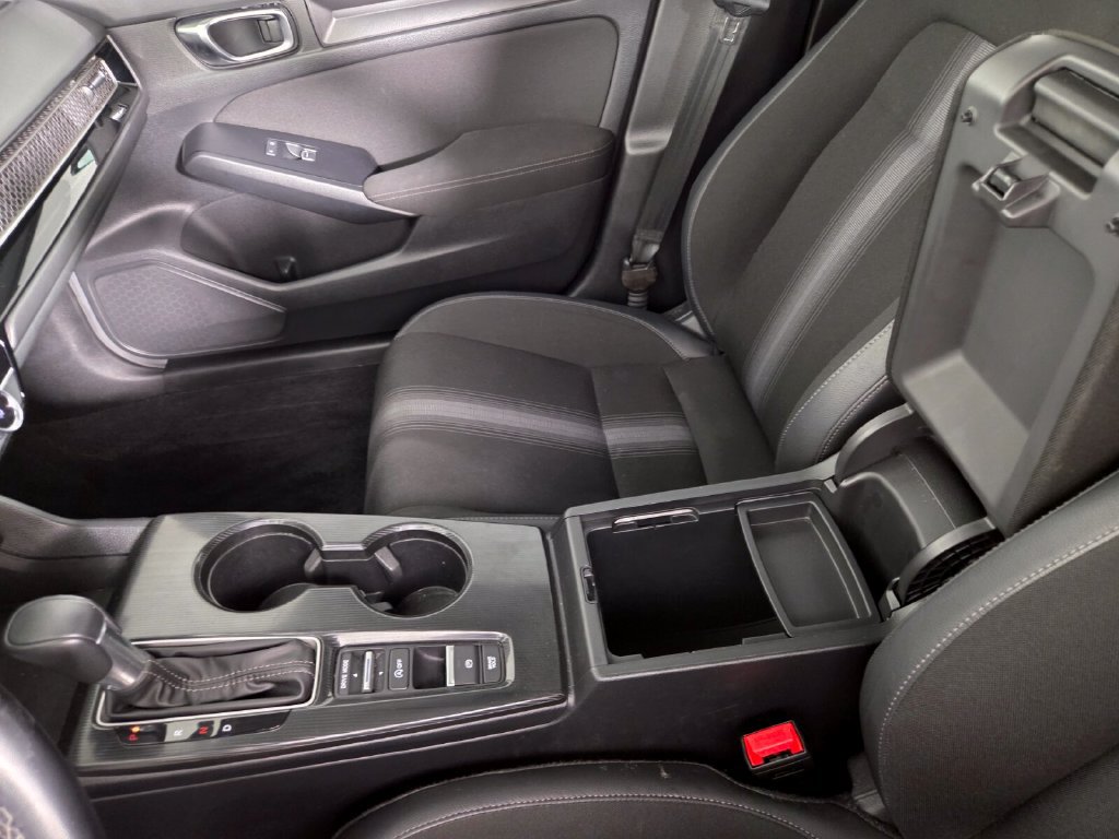 Used 2025 Honda Civic Sport image 20