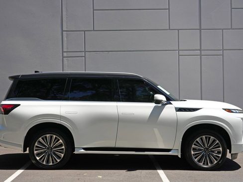 Used 2025 INFINITI QX80 Sensory w/ Premium Cargo Package AWD/4WD image 61
