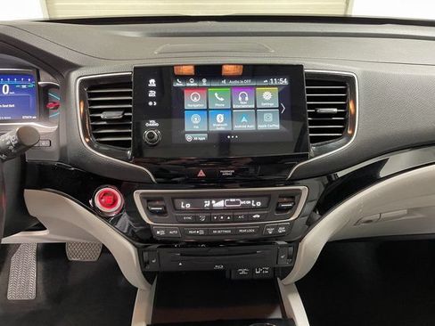 Used 2021 Honda Pilot Touring image 19