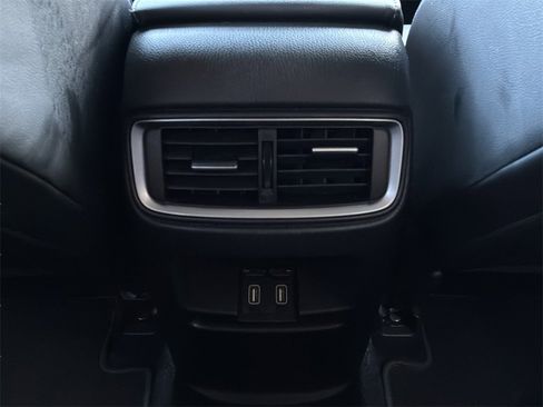 Used 2021 Honda CR-V Touring image 17