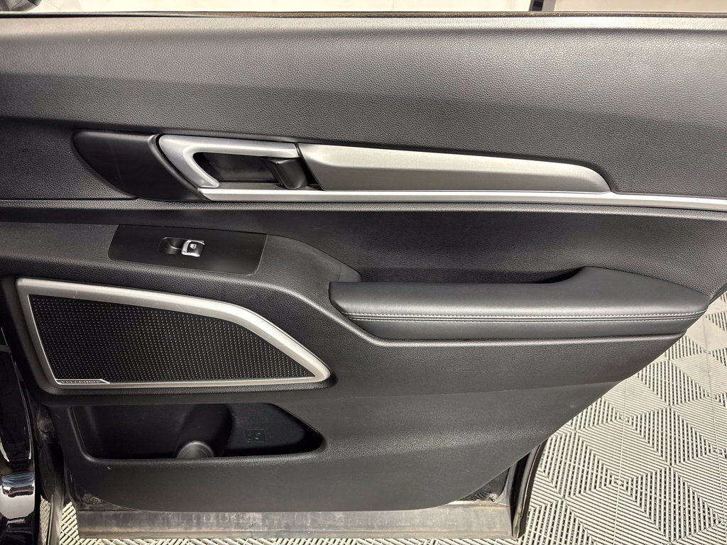 Used 2021 Kia Telluride S AWD/4WD image 21