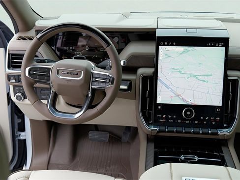 New 2026 GMC Yukon XL Denali w/ Denali Reserve Package image 26