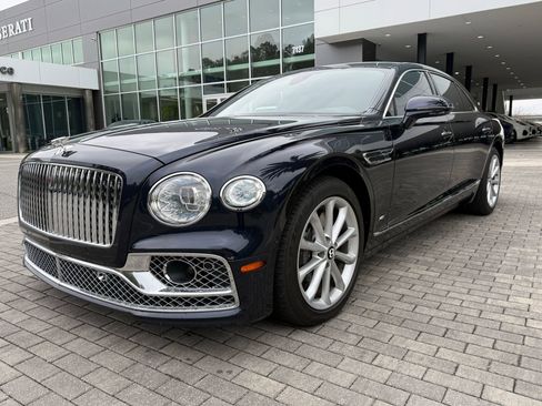 Used 2021 Bentley Flying Spur V8 image 9
