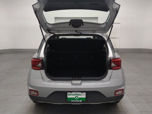 Used 2022 Hyundai Venue SEL FWD image 29