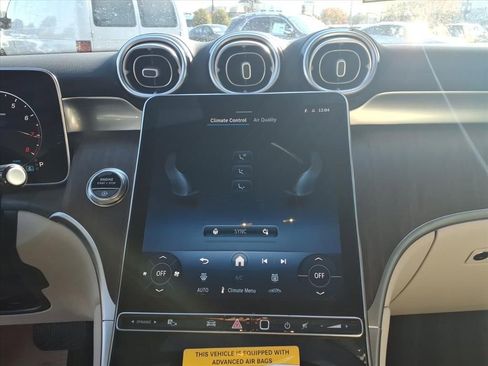 Used 2026 Mercedes-Benz GLC 300 4MATIC image 22