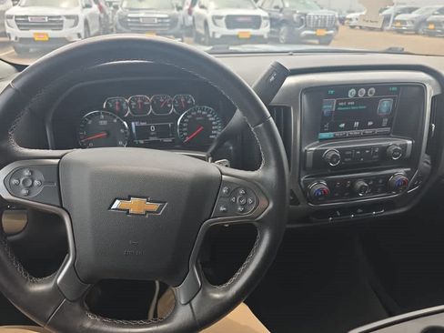 Used 2015 Chevrolet Silverado 1500 LT w/ LT Convenience Package AWD/4WD image 7