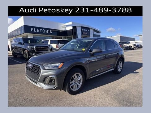 Used 2023 Audi Q5 2.0T Premium w/ Convenience Package image 1