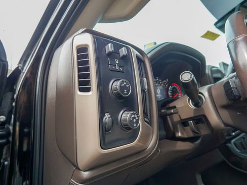 Used 2016 GMC Sierra 2500 Denali w/ Duramax Plus Package image 20
