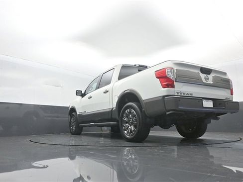 Used 2019 Nissan Titan Platinum Reserve w/ Platinum Utility Package image 33