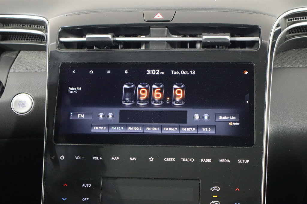 Used 2022 Hyundai Tucson Limited w/ Cargo Package AWD/4WD image 27