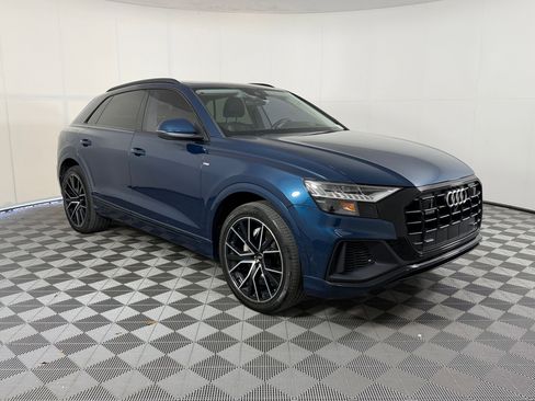 Used 2019 Audi Q8 Prestige w/ Adaptive Chassis Package image 7
