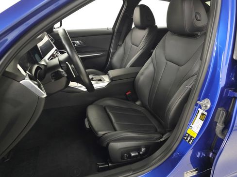 Used 2022 BMW M340i xDrive w/ Driving Assistance Package AWD/4WD image 17