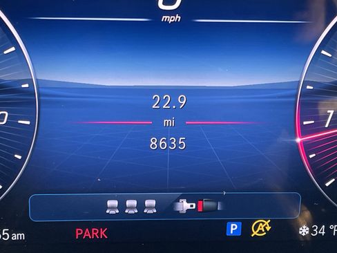 Certified 2025 Mercedes-Benz GLC 300 4MATIC image 27