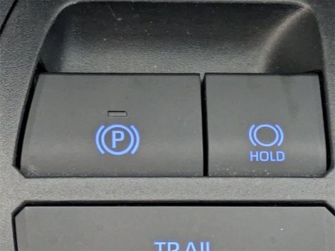 Used 2019 Toyota RAV4 Limited image 33