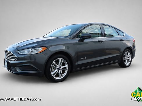 Used 2018 Ford Fusion S FWD image 4