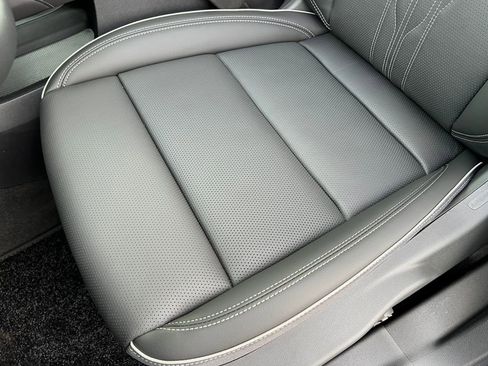 New 2026 Buick Envision Avenir image 11