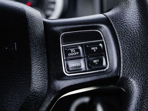 Used 2018 RAM 5500 Tradesman w/ Power & Remote Entry Group image 25