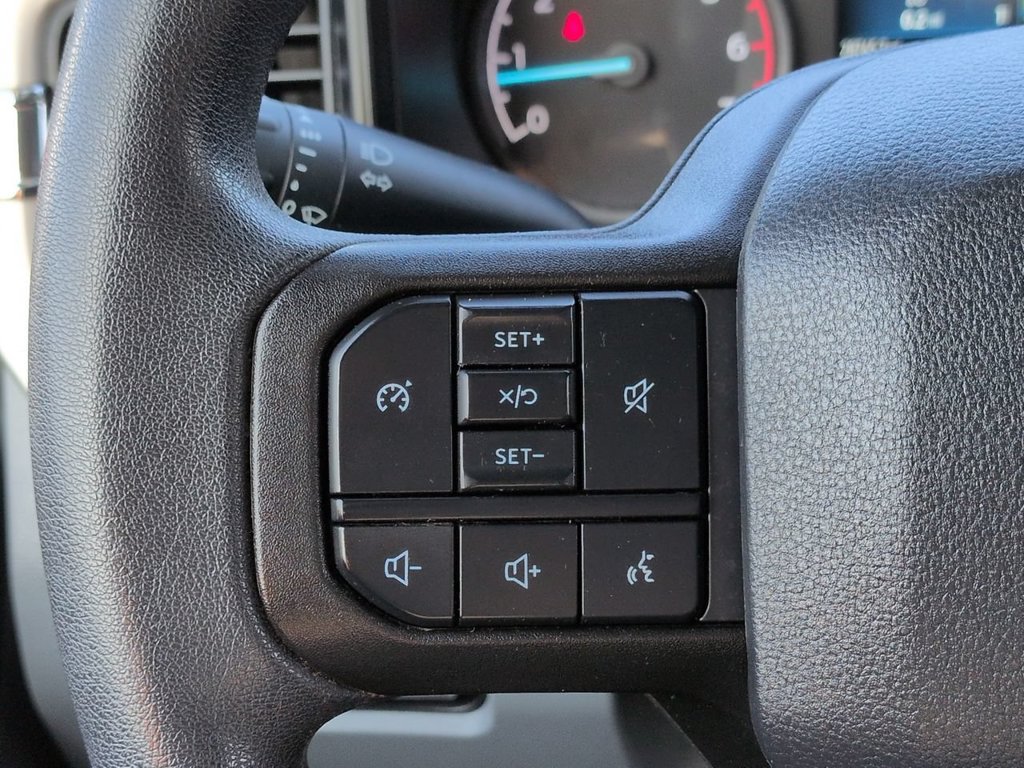 Used 2025 Ford F250 XLT w/ FX4 Off-Road Package AWD/4WD image 24