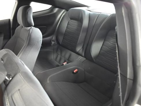 Used 2017 Ford Mustang GT RWD image 24