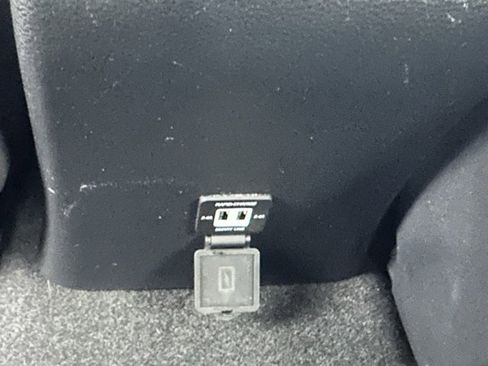 Used 2022 Toyota Corolla SE image 18