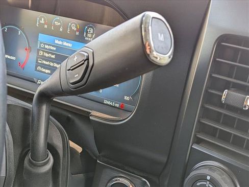 Used 2023 Ford F250 Lariat w/ Lariat Ultimate Package AWD/4WD image 12
