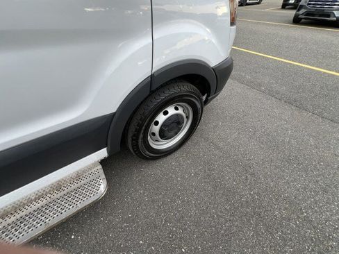 Used 2015 Ford Transit 350 XL RWD image 15