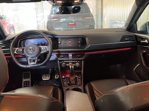 Used 2021 Volkswagen Jetta GLI Autobahn image 23