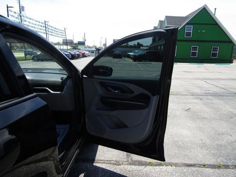Used 2022 GMC Terrain SLT AWD/4WD image 22