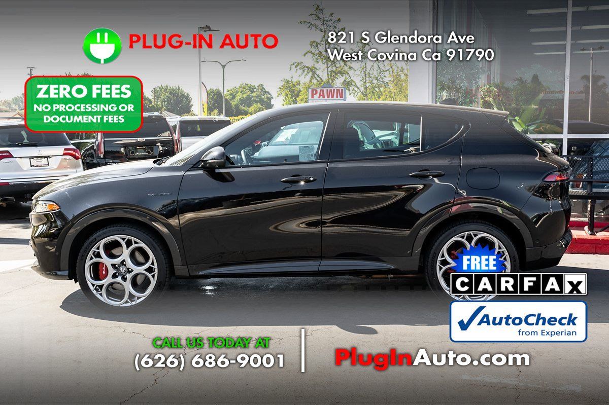Used 2024 Alfa Romeo Tonale Veloce AWD/4WD image 5
