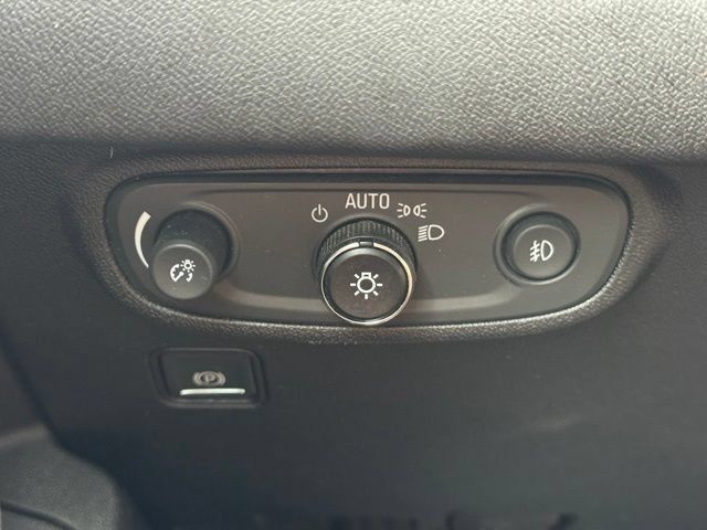 Used 2019 GMC Terrain Denali w/ Advanced Safety Package AWD/4WD image 34
