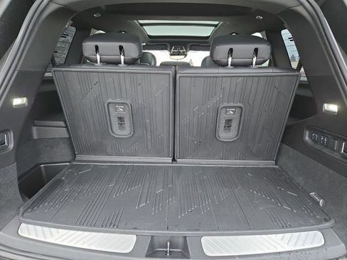 New 2026 Cadillac Vistiq Sport image 37