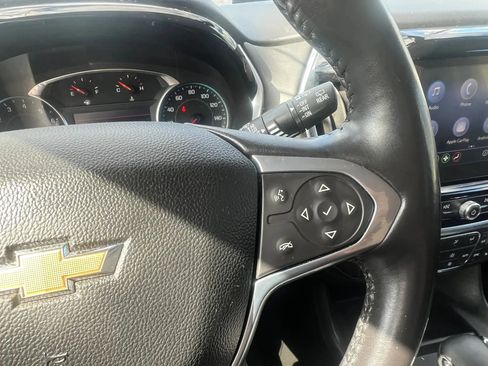 Used 2021 Chevrolet Traverse LT AWD/4WD image 21