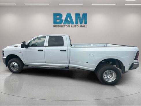 New 2026 RAM 3500 Tradesman image 6