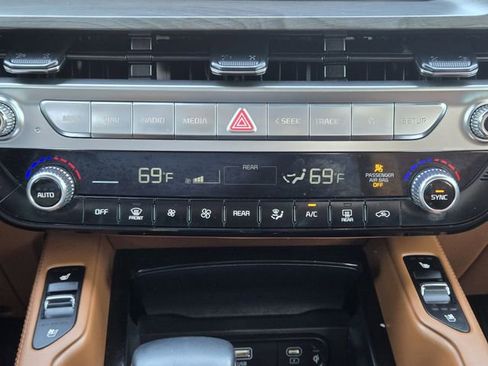 Used 2025 Kia Telluride EX X-Line image 18
