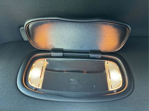 New 2026 Chrysler Pacifica Select image 22