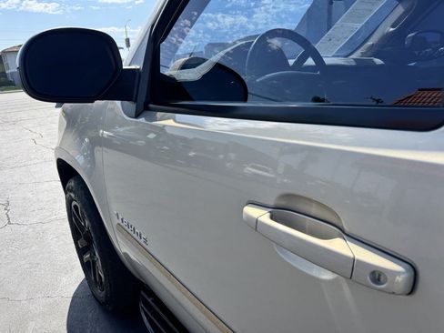 Used 2009 Chevrolet Tahoe LT AWD/4WD image 15