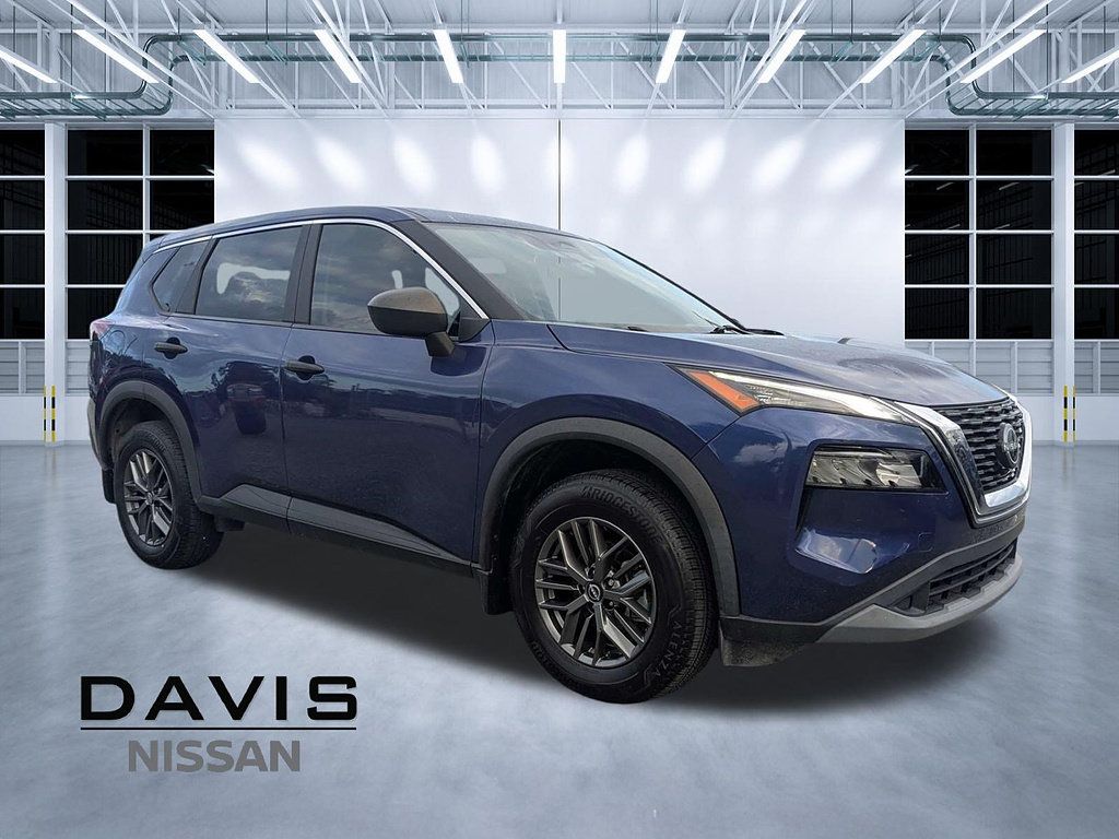 Used 2023 Nissan Rogue S FWD image 1