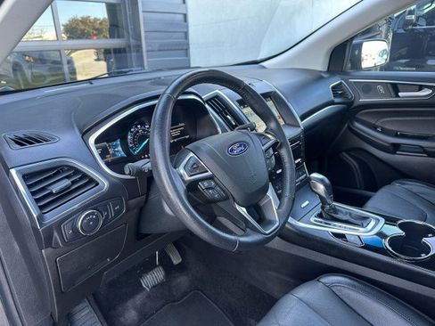 Used 2018 Ford Edge Titanium w/ Equipment Group 301A image 12