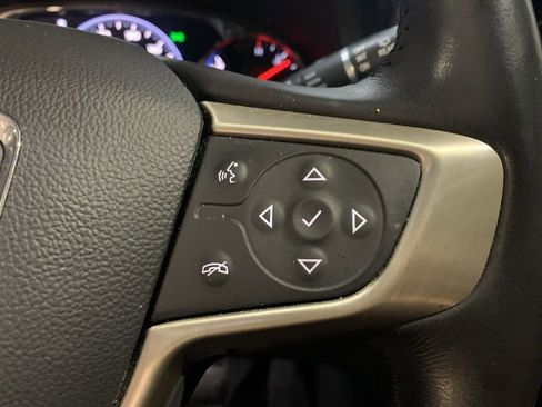 Used 2022 GMC Acadia Denali image 27