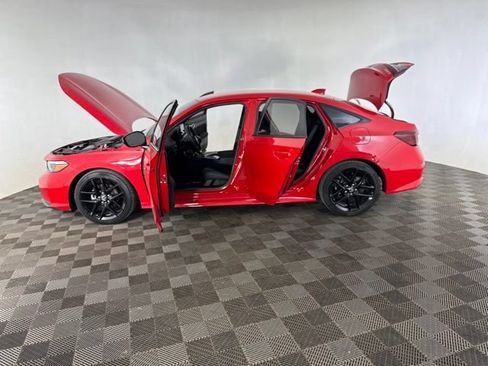 Used 2025 Honda Civic Sport image 11