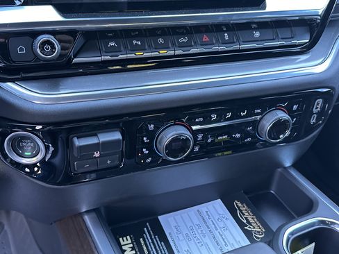 New 2025 Chevrolet Silverado 1500 High Country image 26