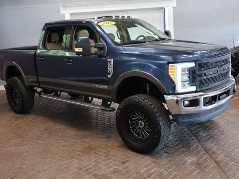 Used 2017 Ford F250 Lariat w/ Lariat Ultimate Package AWD/4WD image 36