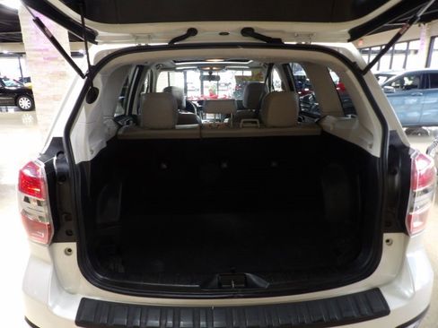Used 2014 Subaru Forester 2.5i Touring image 14