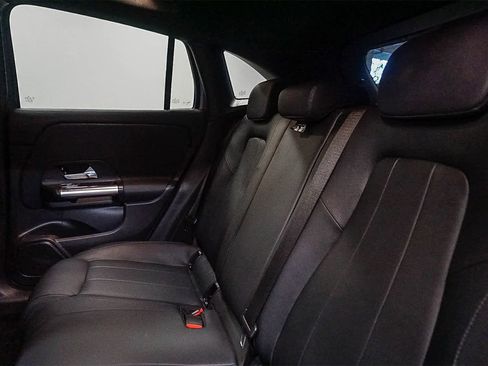 Used 2023 Mercedes-Benz GLA 250 image 17